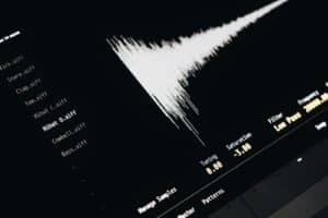 A computer screen with a sound wave on it